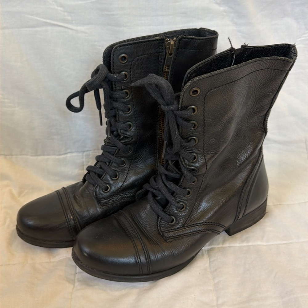 Steve Madden Boots